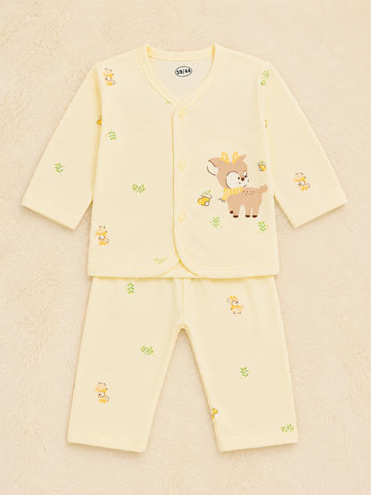 Imported 2 Piece Newborn Baby Deer Outfit Set – Lightweight Blended Fabric (0–4 Months) | LittleRoots Pakistan