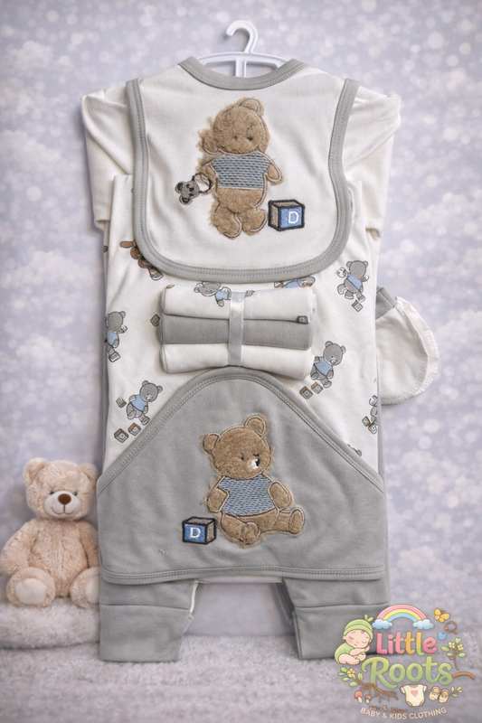 Disney Newborn 11-Piece Gift Set – Soft Cotton Essentials