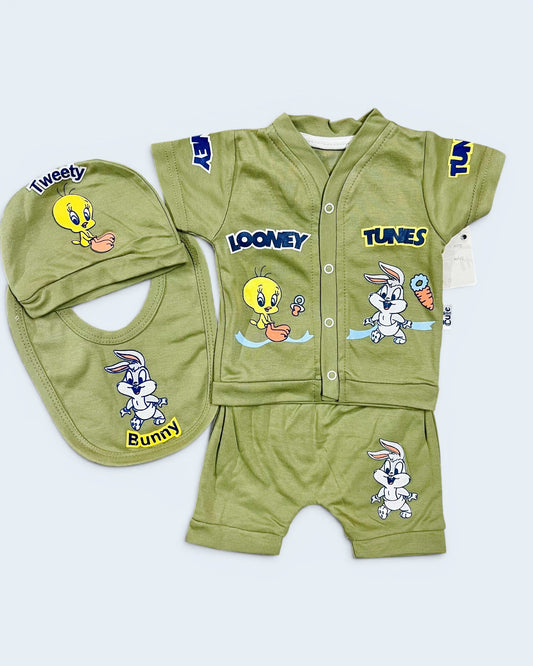 Looney Tunes Newborn Baby Boy 4-Piece Gift Set – Shirt, Shorts, Cap & Bib | 0-3 Months